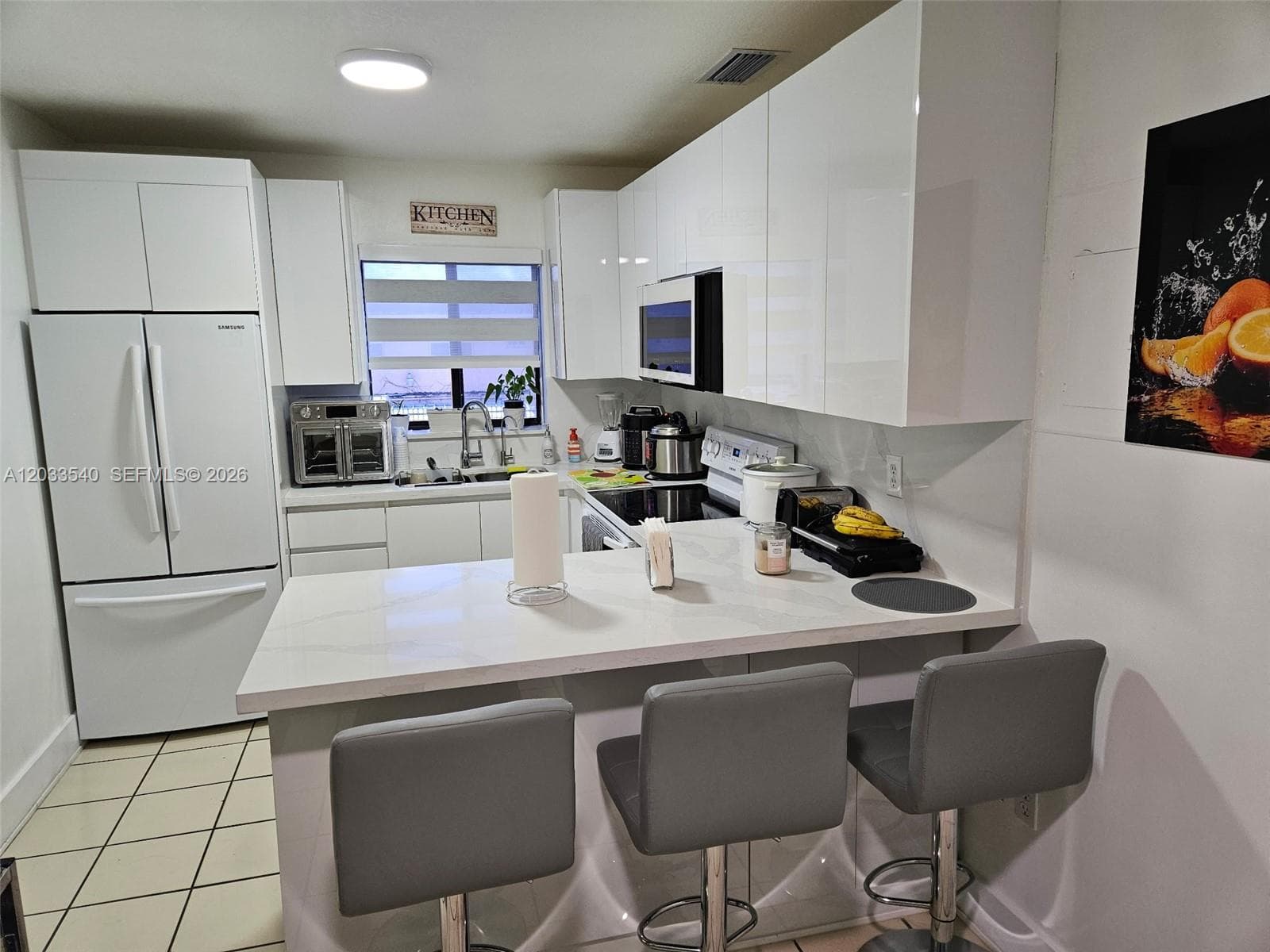 2348 W 56th St # 19, Hialeah, FL 33016 photo 4