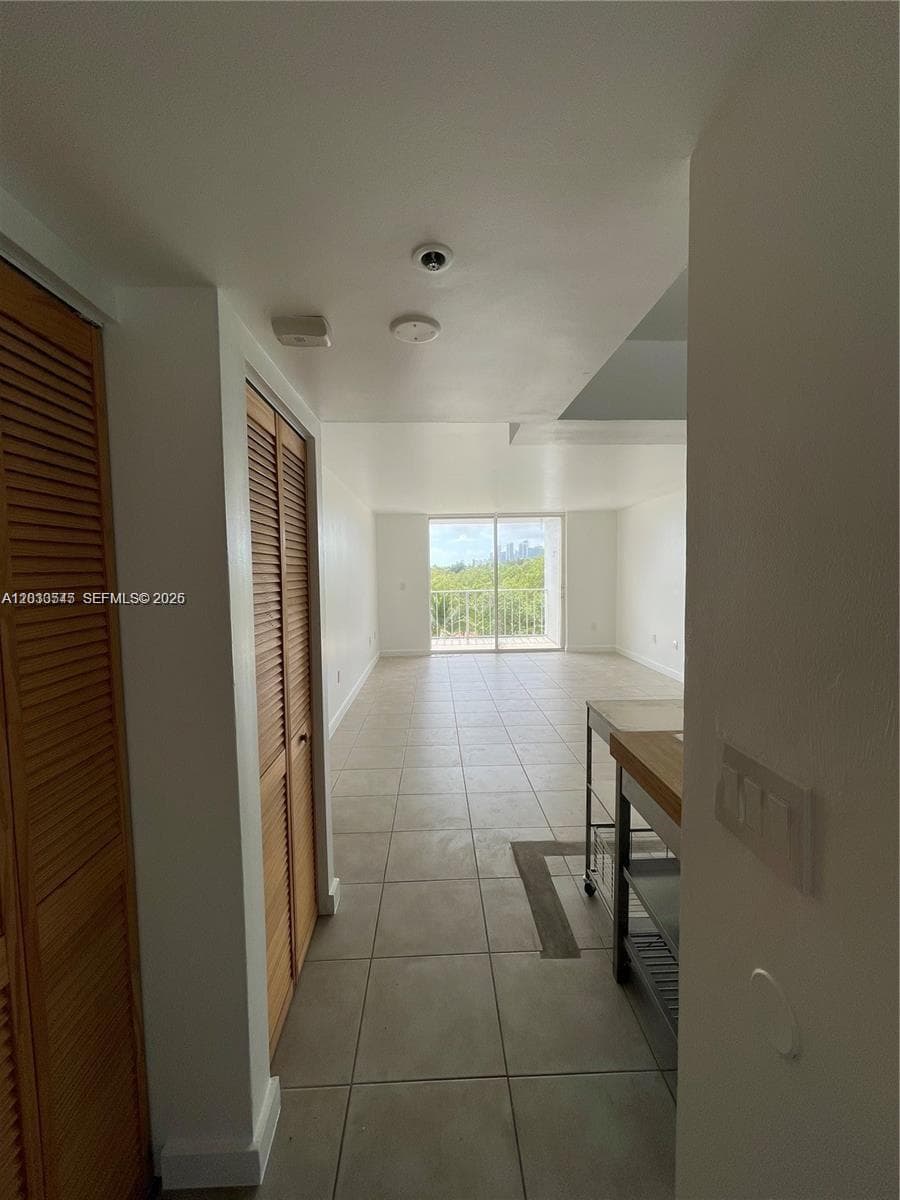 700 NE 63rd St # D606, Miami, FL 33138 photo 2