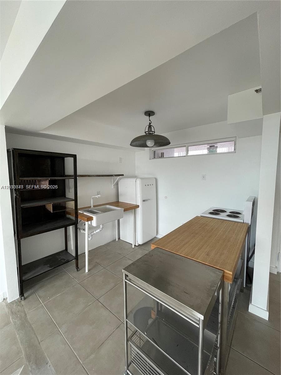 700 NE 63rd St # D606, Miami, FL 33138 photo 4