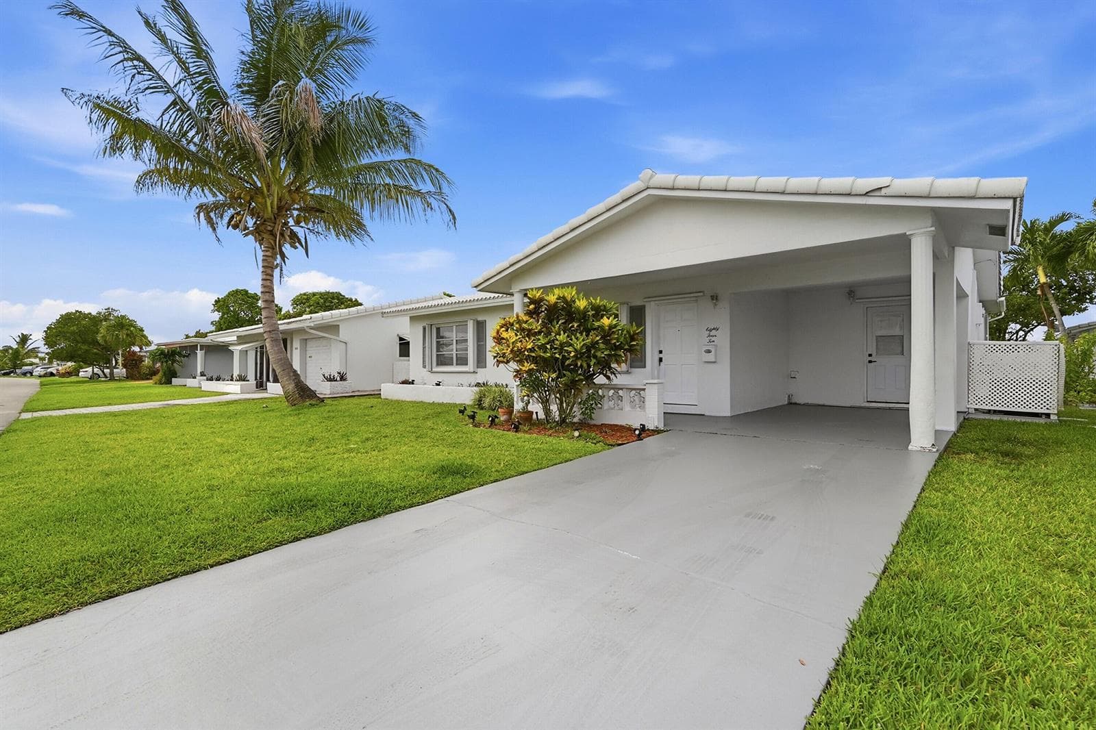 8410 NW 59th Place, Tamarac, FL 33321 photo 4