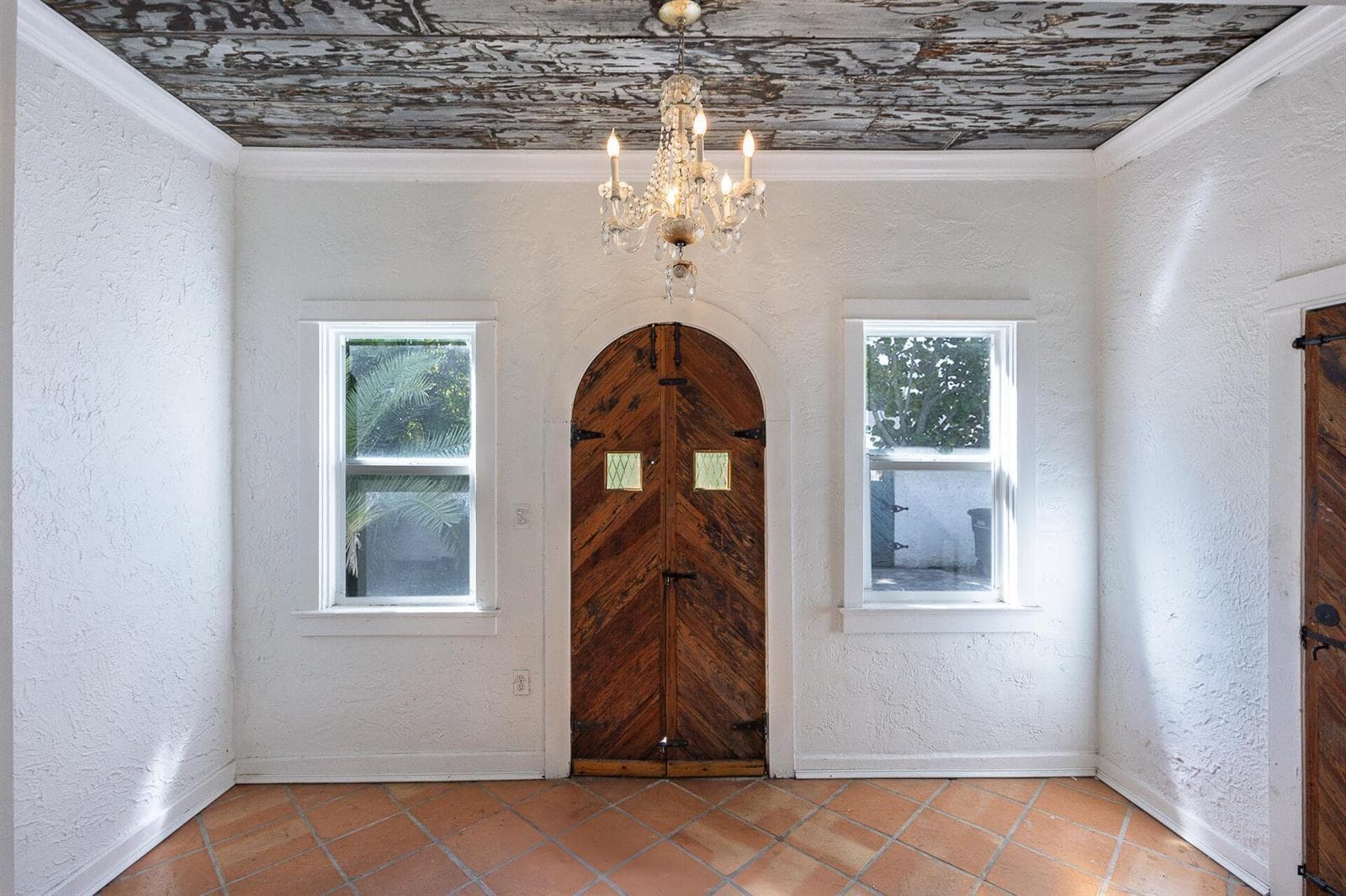 717 Forest Hill Boulevard, West Palm Beach, FL 33405 photo 4