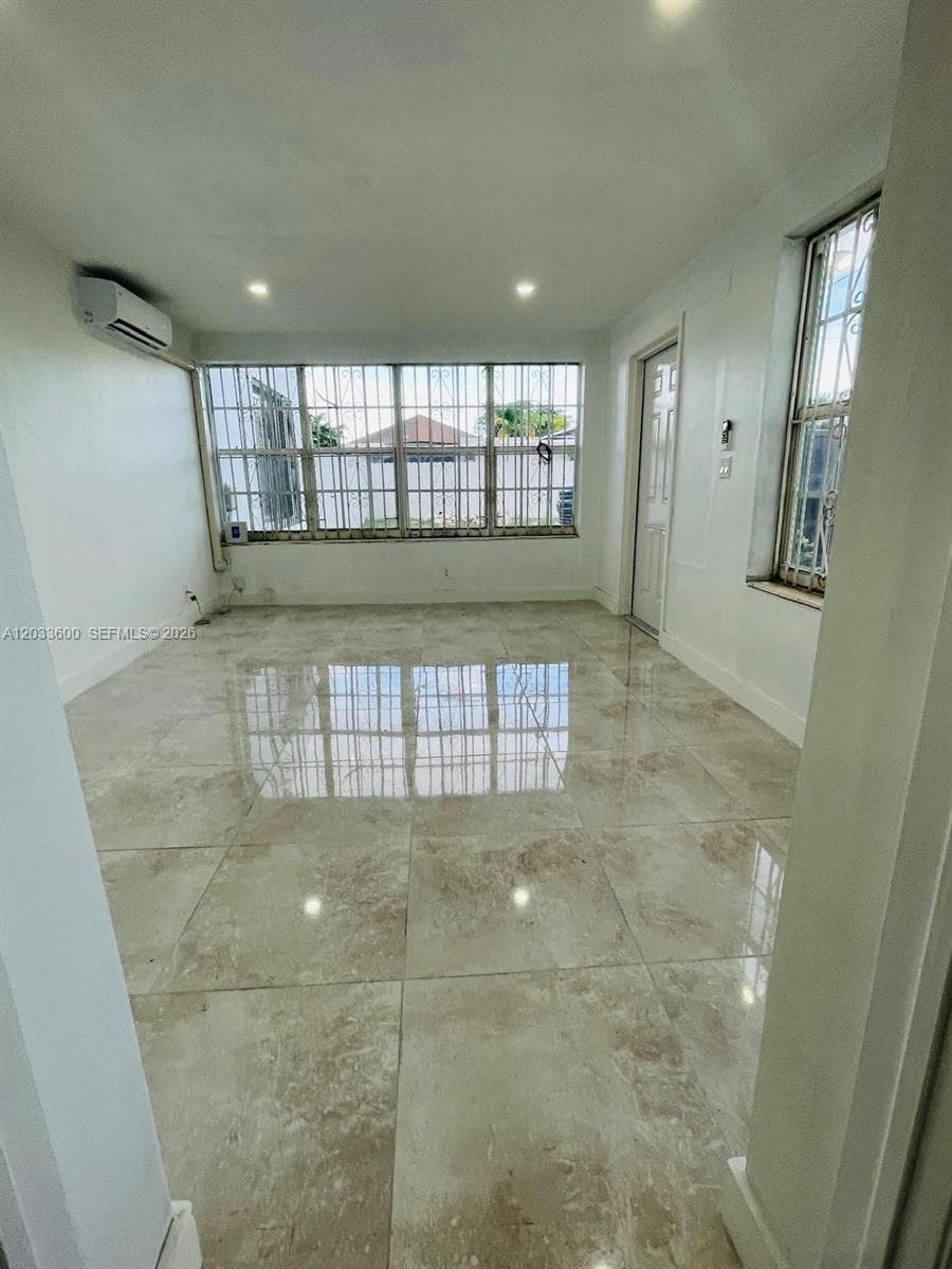 2437 NW 98th St, Miami, FL 33147 photo 5