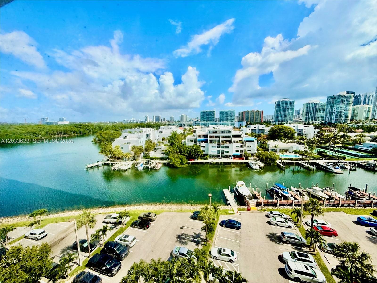 400 Kings Point Dr # 928, Sunny Isles Beach, FL 33160 photo 3