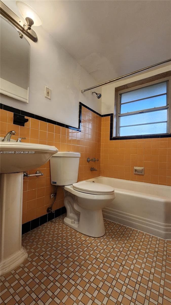 20 Park Dr # 4A, Bal Harbour, FL 33154 photo 3