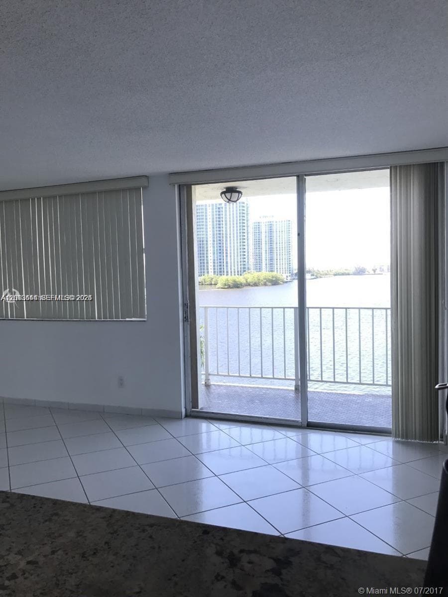 16546 NE 26th Ave # 4C, North Miami Beach, FL 33160 photo 5