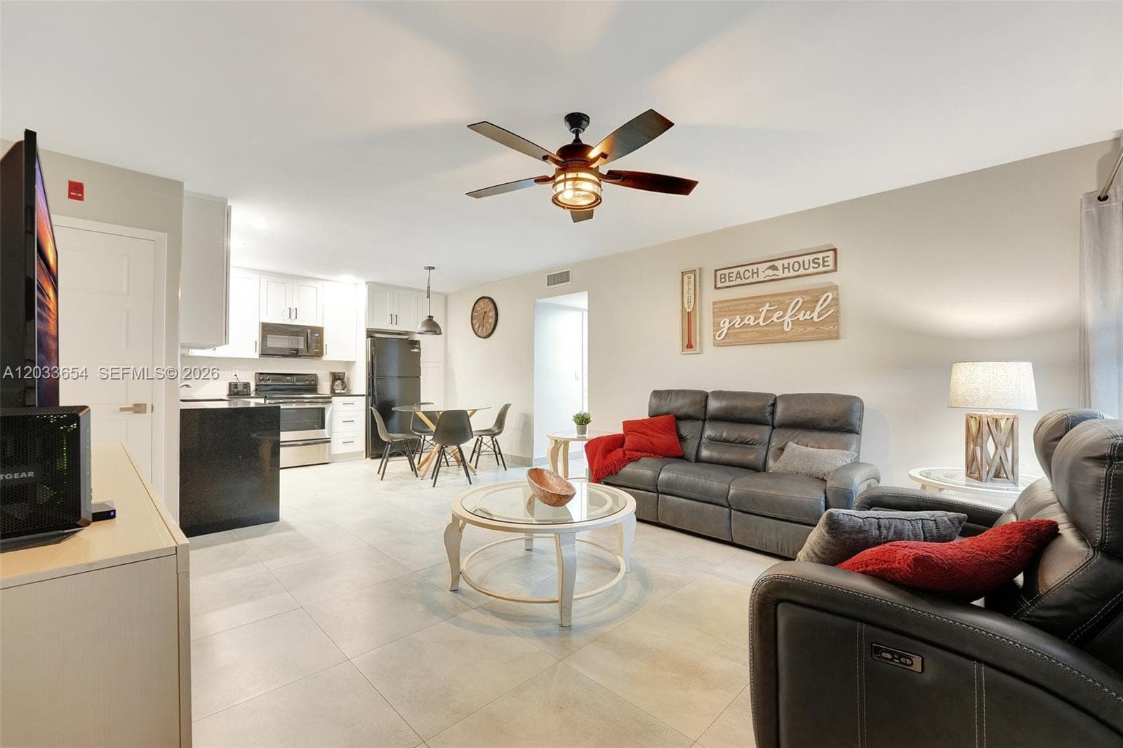 221 SE 9th Ave # 102, Pompano Beach, FL 33060 photo 4
