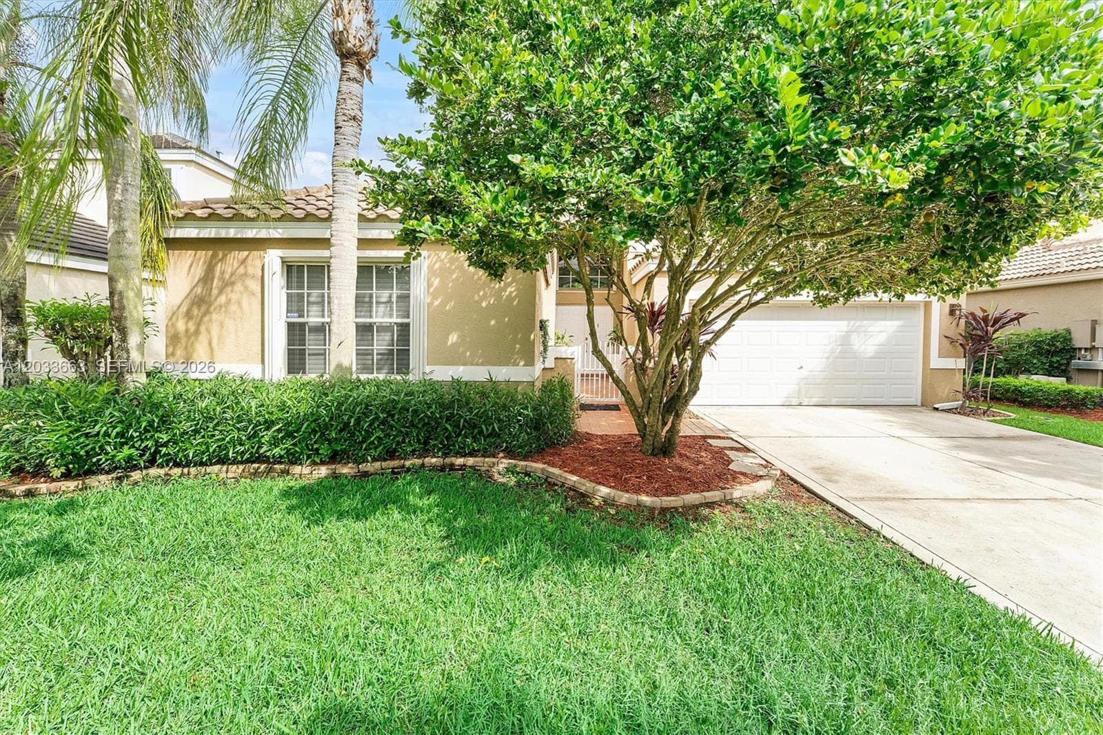 2013 Island Cir, Weston, FL 33326 photo 4