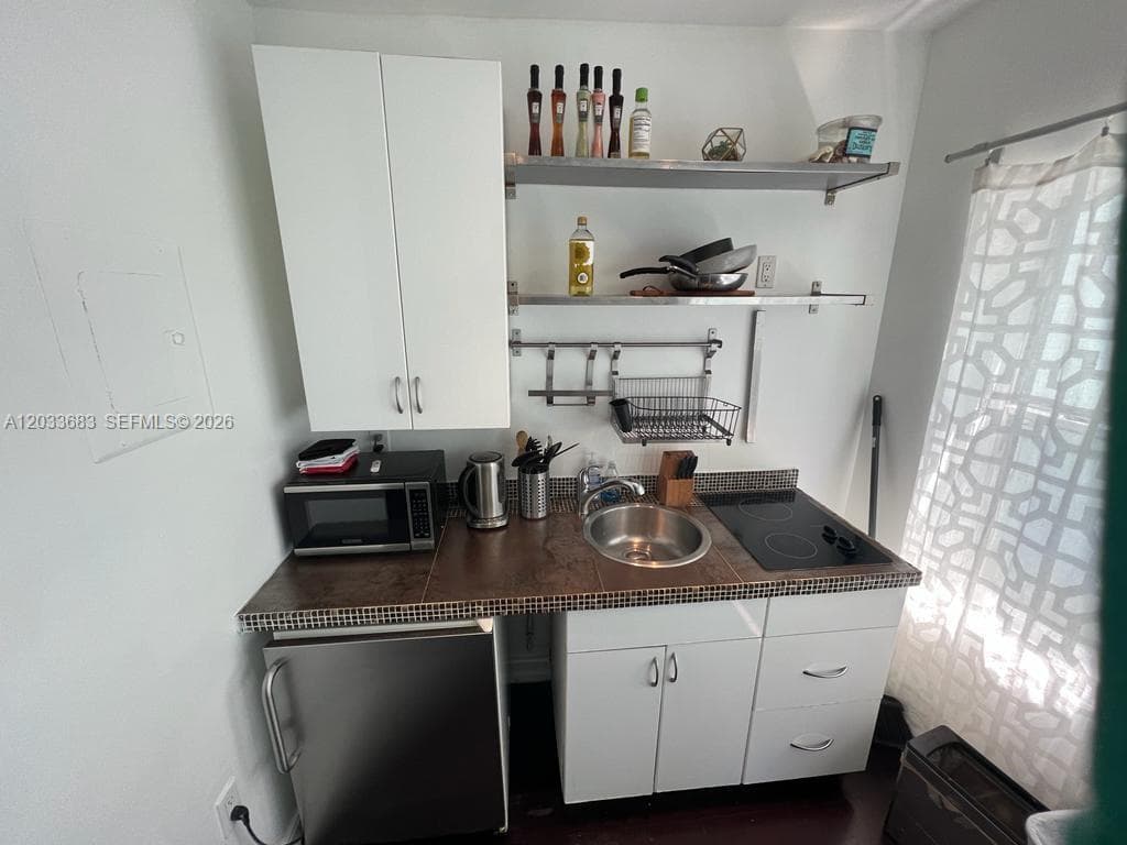 1555 Pennsylvania Ave # 107, Miami Beach, FL 33139 photo 4
