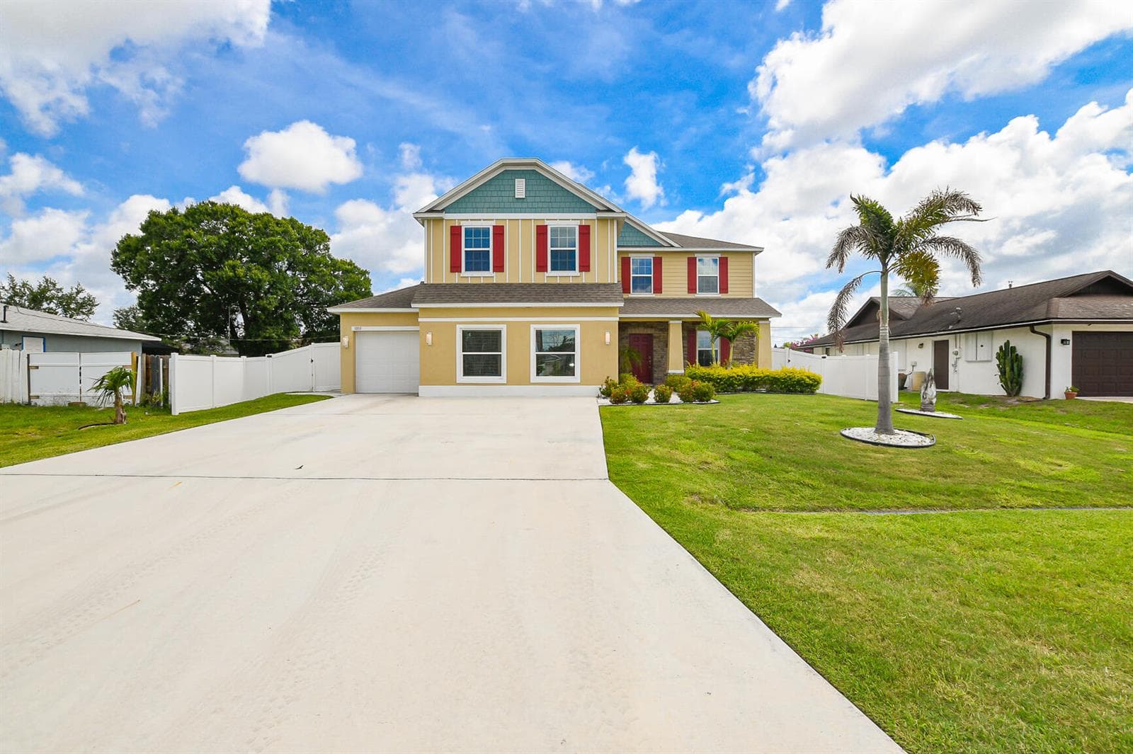 1033 SW General Patton Terrace, Port St. Lucie, FL 34953 photo 2