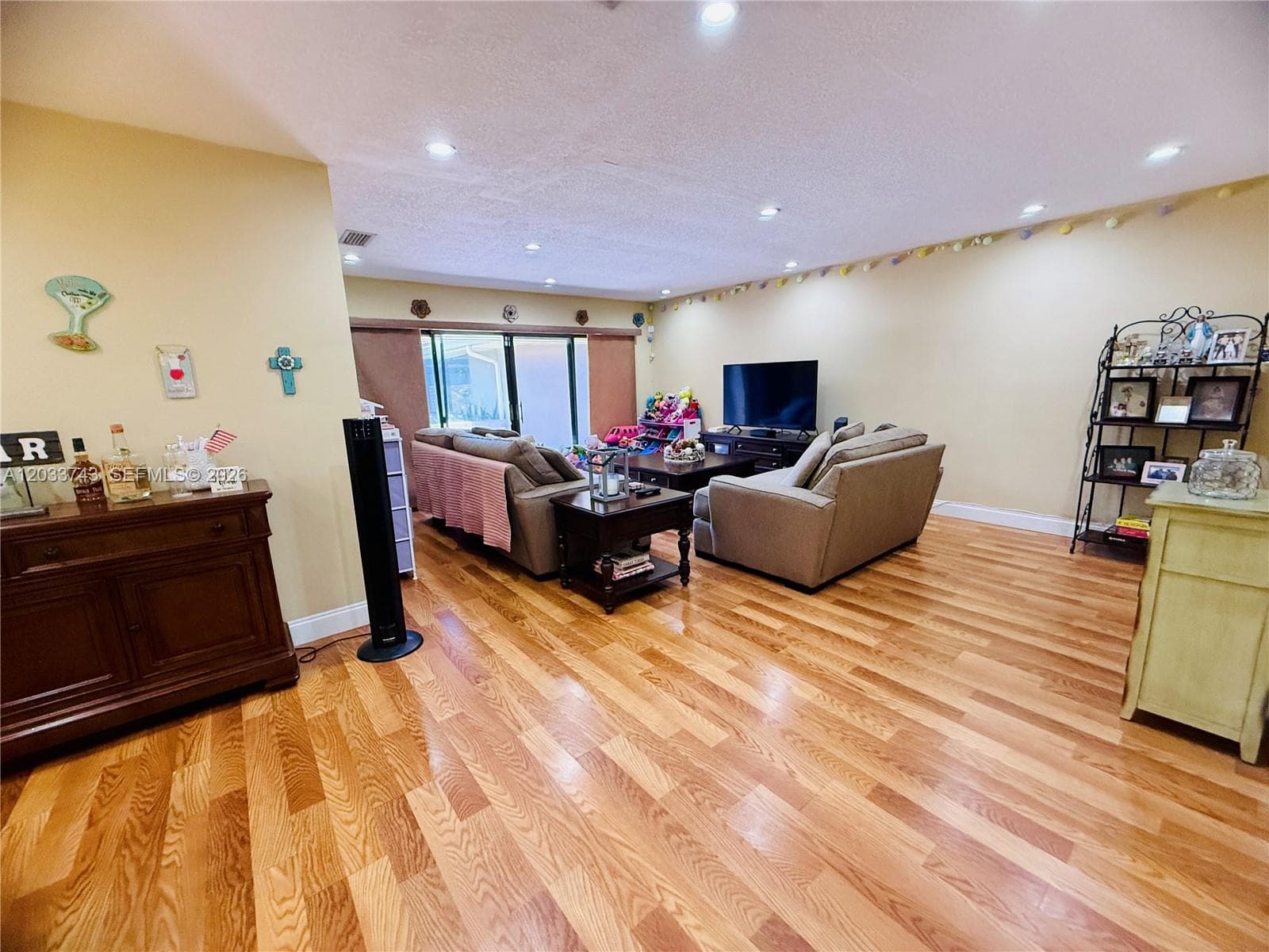 103 Tweedbrook Ln # 101, Hollywood, FL 33021 photo 5