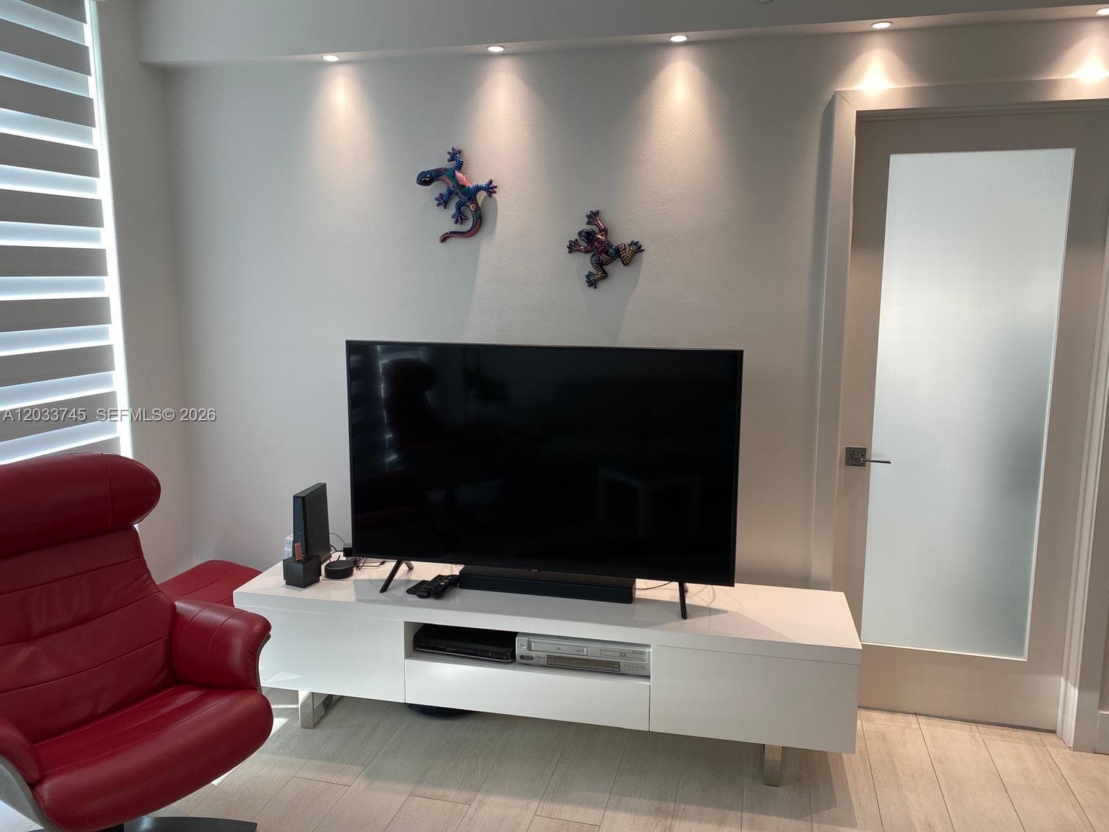 5601 Collins Ave # 622, Miami Beach, FL 33140 photo 2