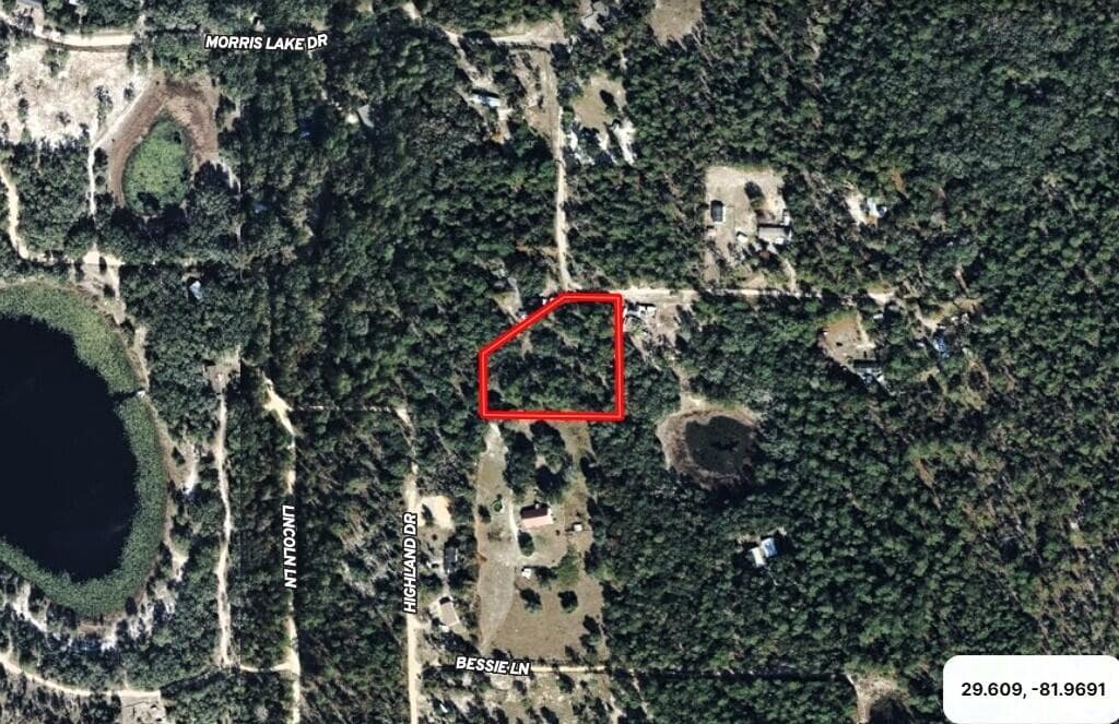 121 Susan Road, FL 32640 photo 2