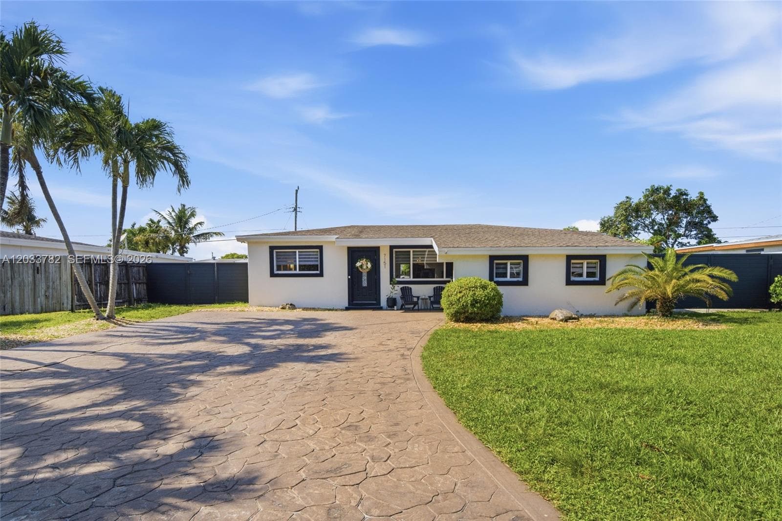 7151 SW 14th St, Pembroke Pines, FL 33023 photo 2