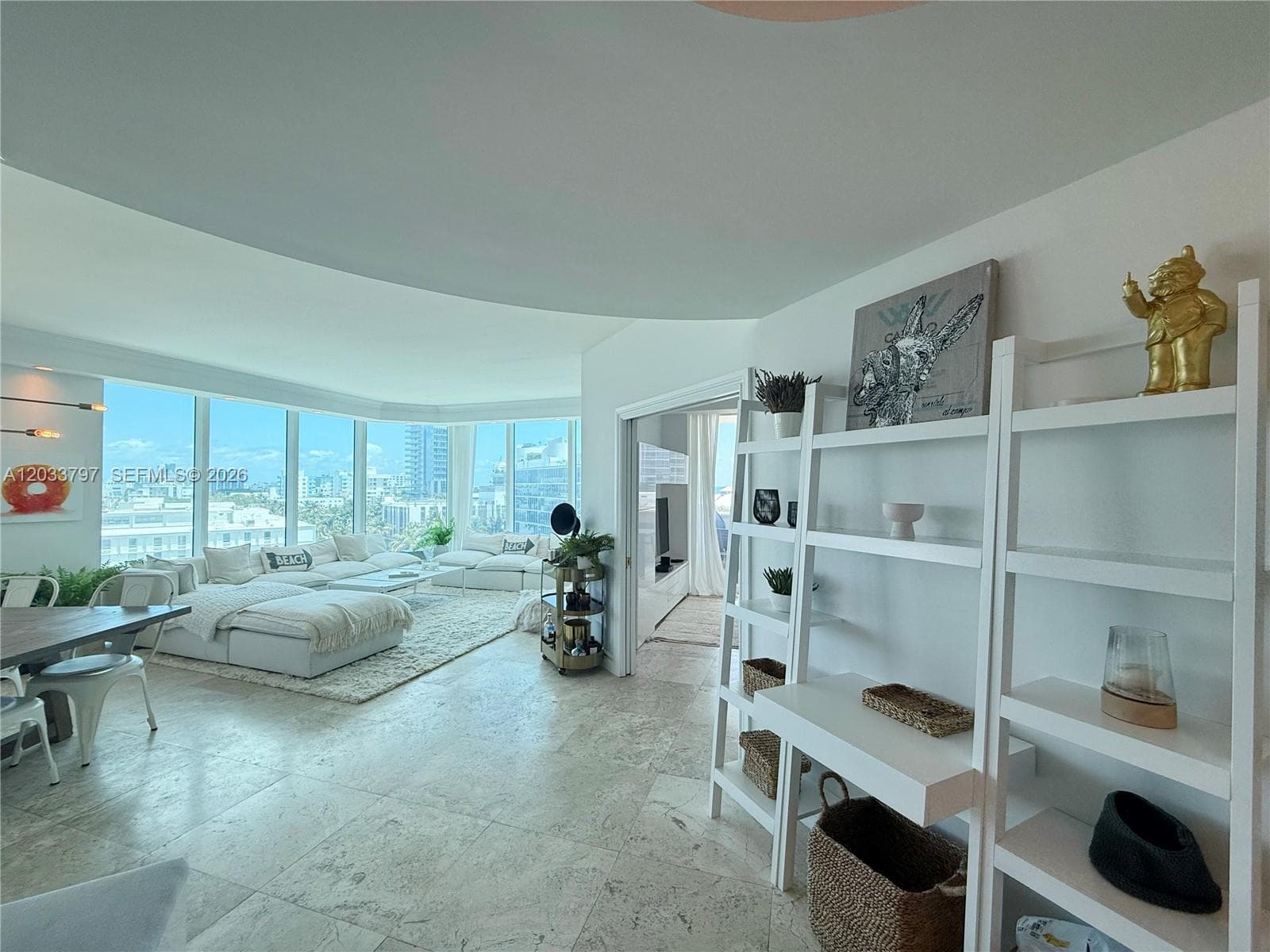 300 S Pointe Dr # 705, Miami Beach, FL 33139 photo 4