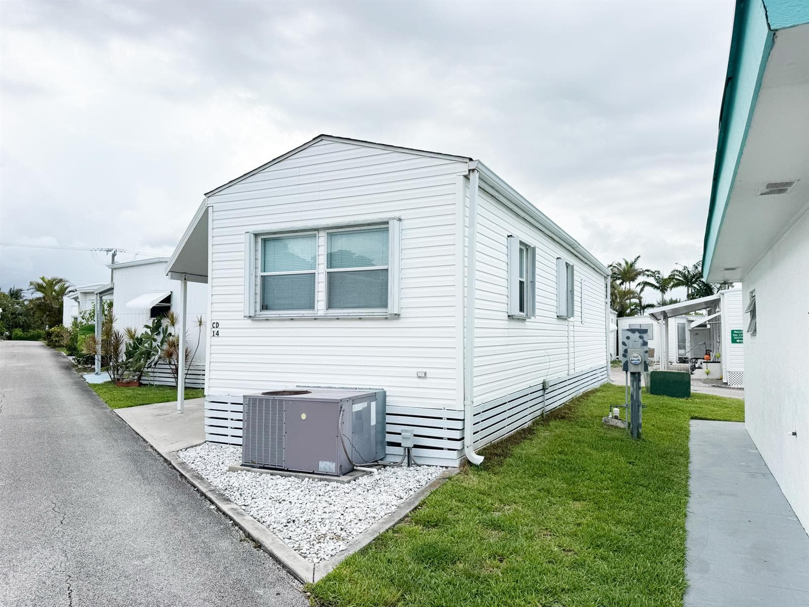 14 Bamboo Drive # Cd, Briny Breezes, FL 33435 photo 2