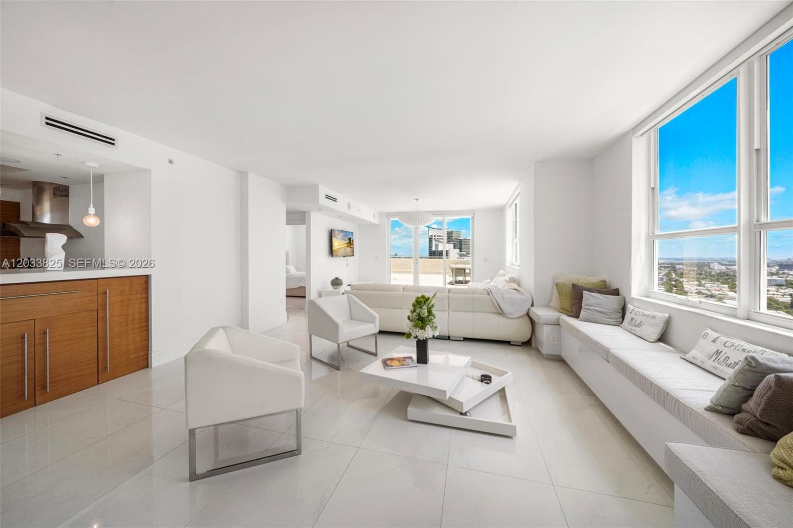 90 Alton Rd # PH3209, Miami Beach, FL 33139 photo 5