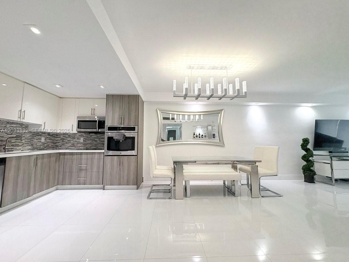 19380 Collins Ave # 827, Sunny Isles Beach, FL 33160 photo 3