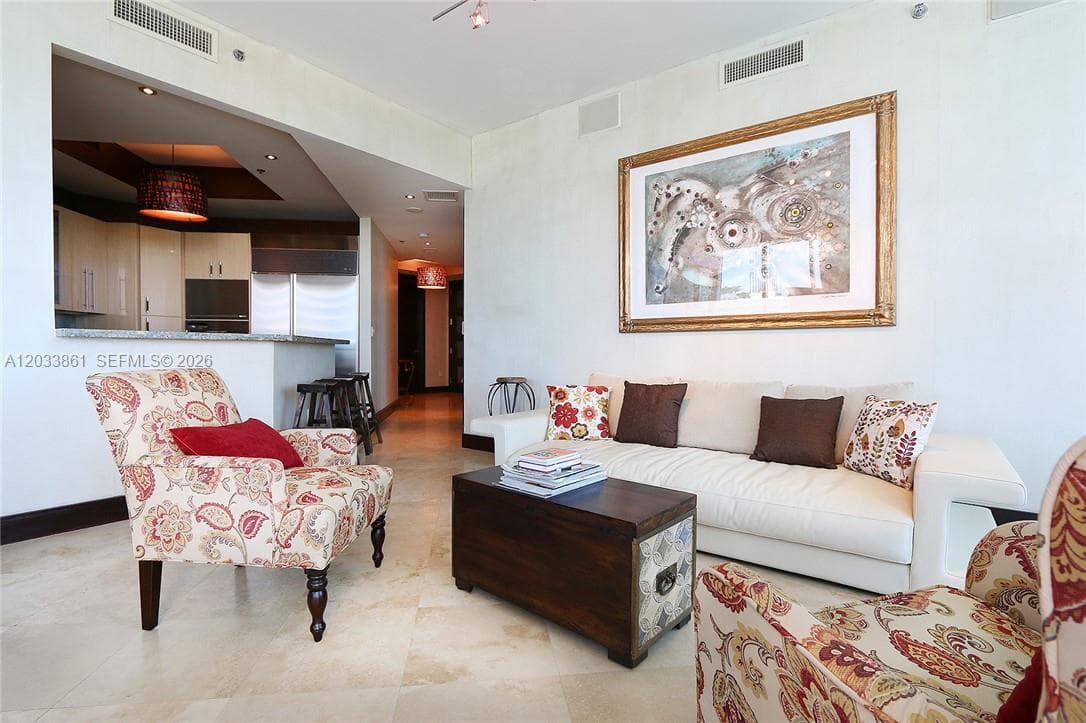 100 S Pointe Dr # 601, Miami Beach, FL 33139 photo 4