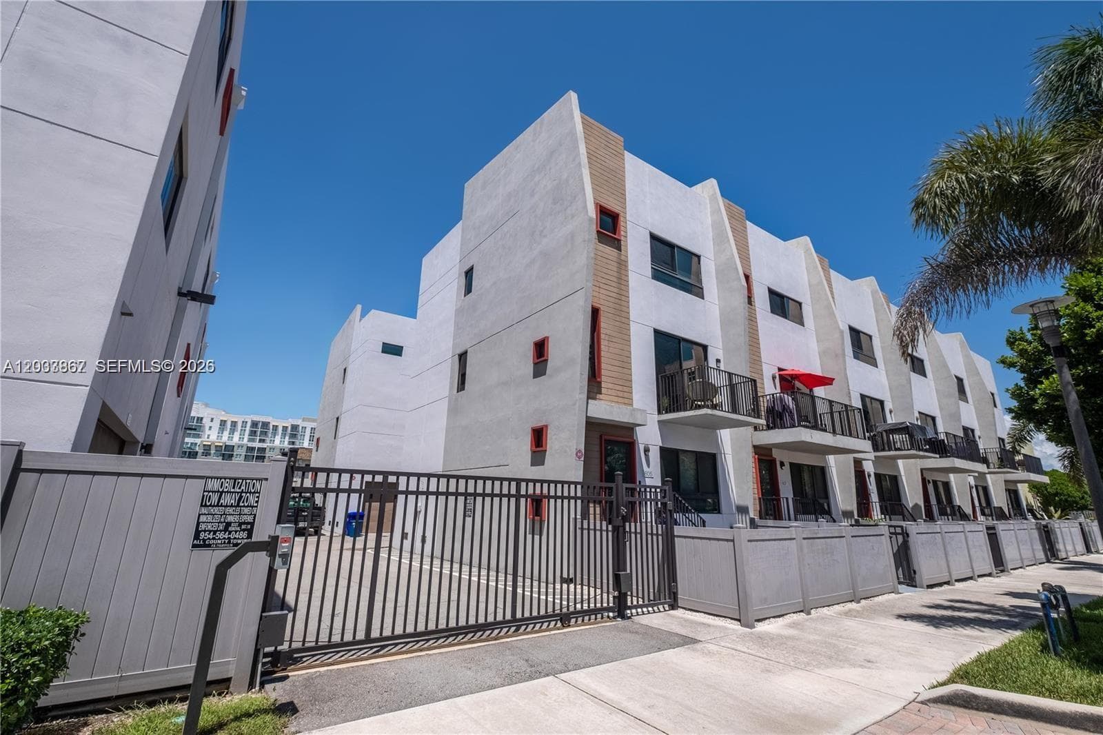 113 NE 6 St. # 46225, Fort Lauderdale, FL 33304 photo 2