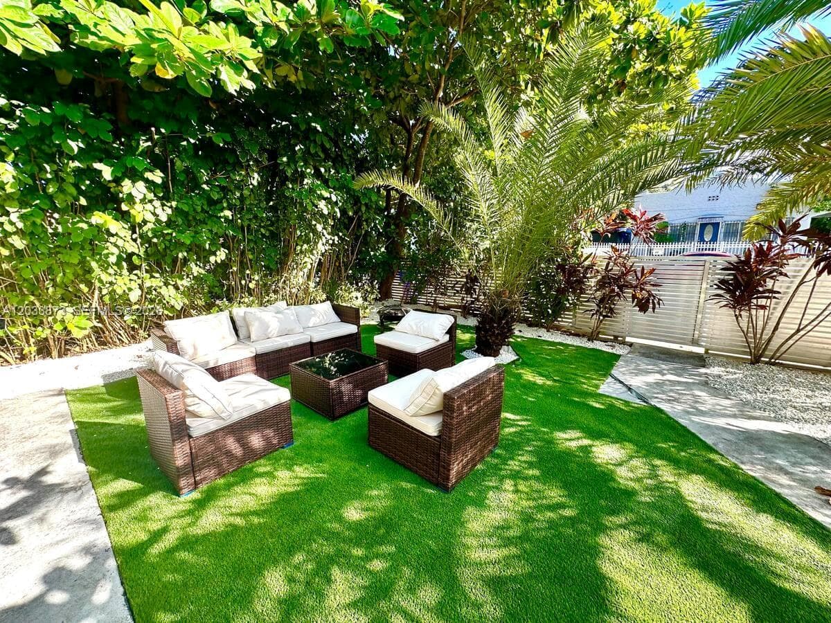 11 NW 47th Ter, Miami, FL 33127 photo 5