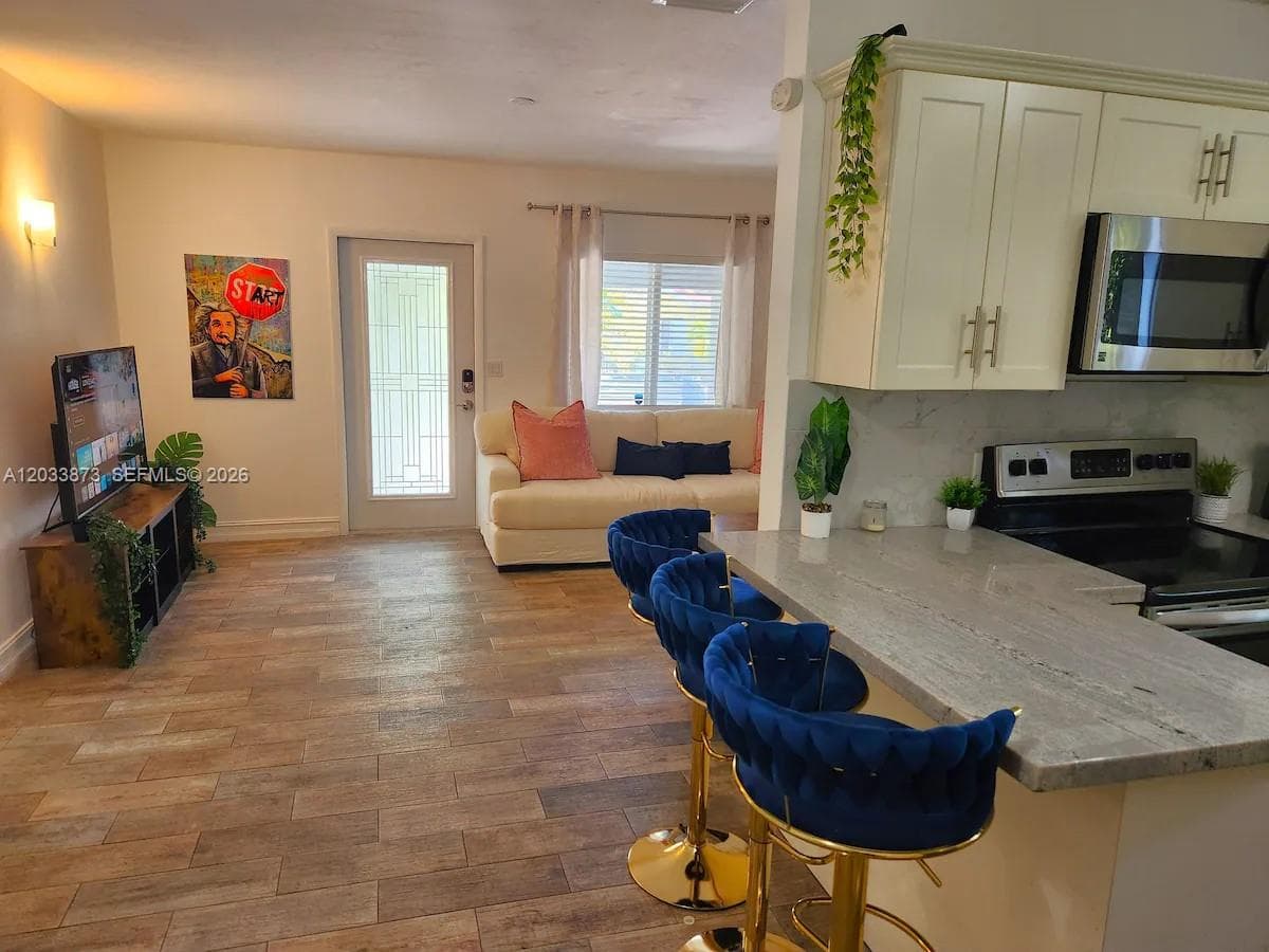 11 NW 47th Ter, Miami, FL 33127 photo 4