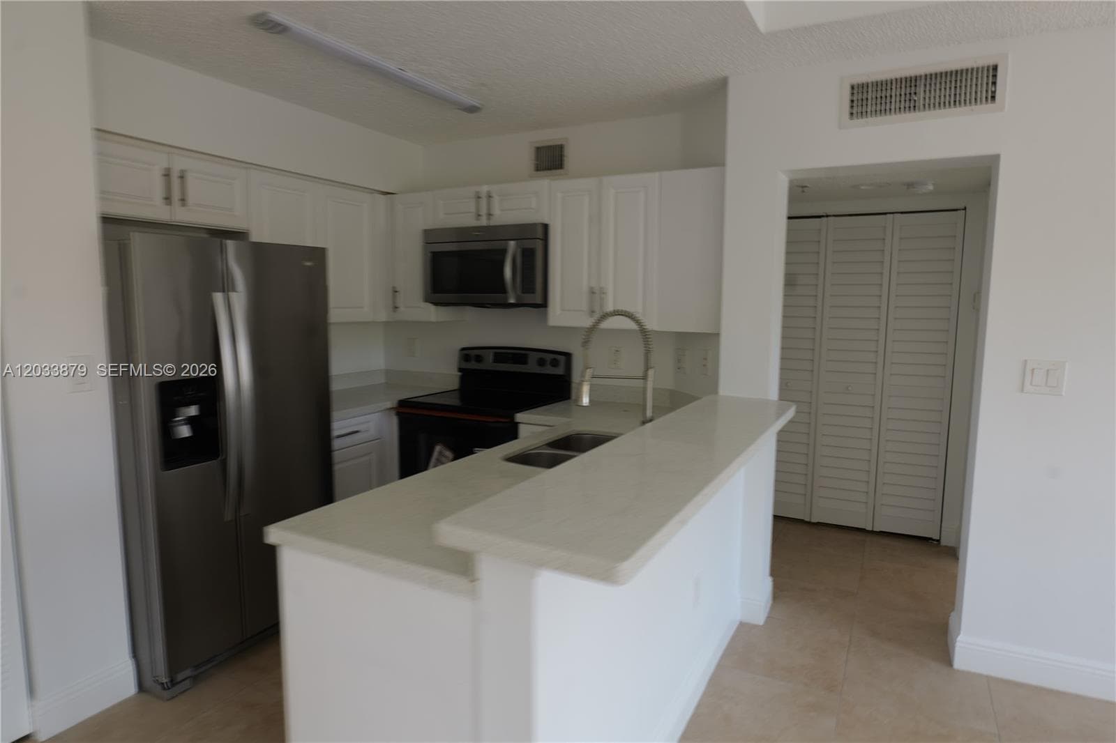 771 N Pine Island Rd # 308, Plantation, FL 33324 photo 5