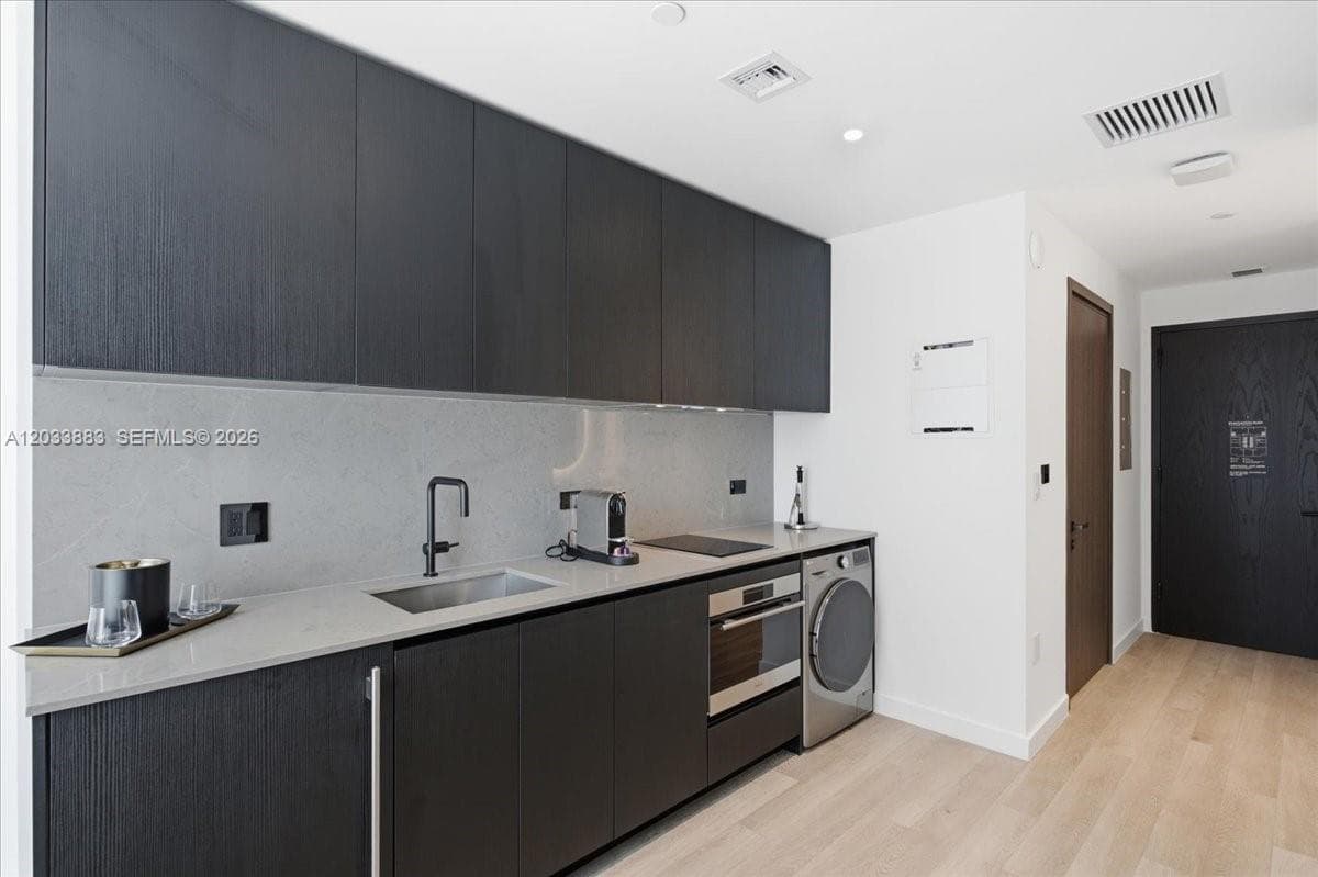 20 NE 11th # 4212, Miami, FL 33132 photo 4