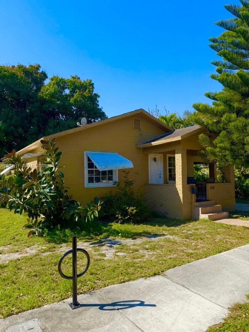 1100 N 24th Ave, Hollywood, FL 33020 photo 2
