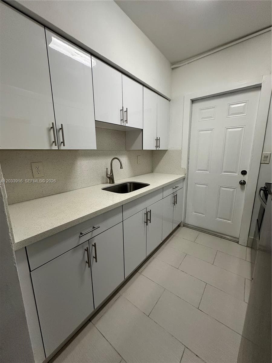 8205 Crespi Blvd # 3, Miami Beach, FL 33141 photo 5