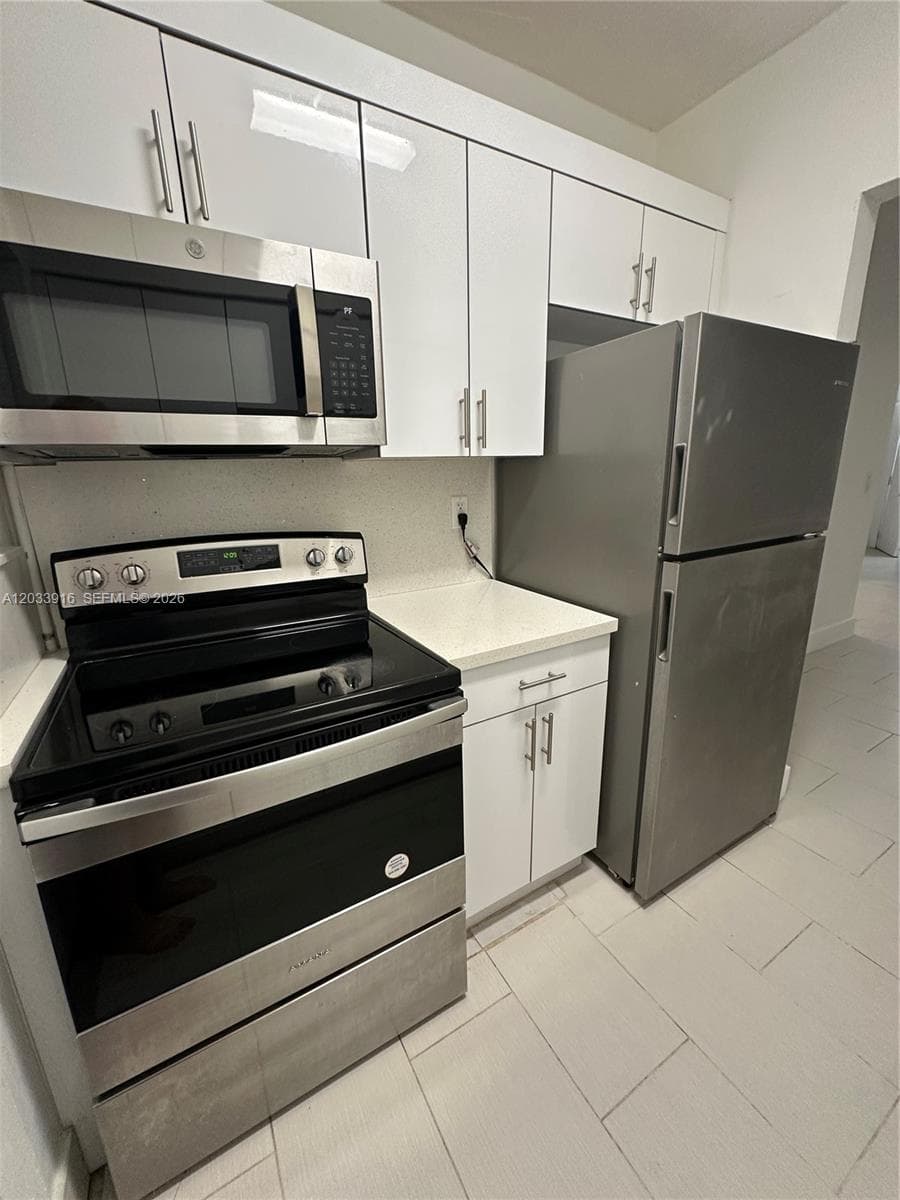 8205 Crespi Blvd # 3, Miami Beach, FL 33141 photo 4