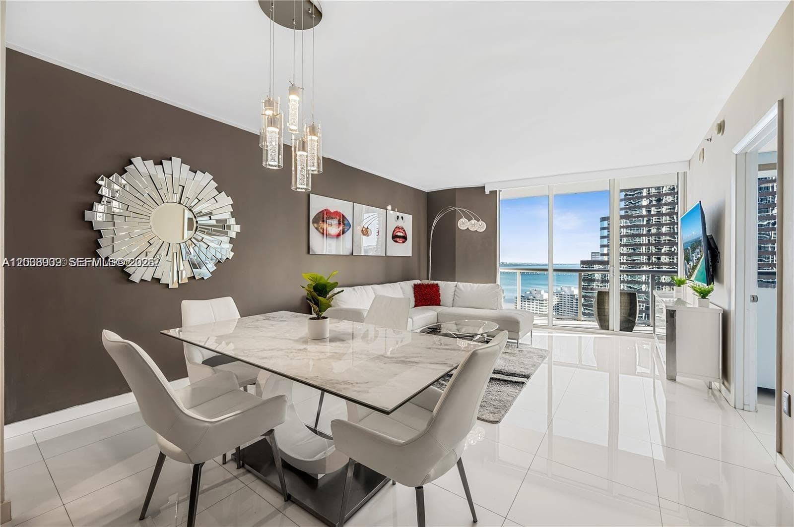 485 Brickell Ave # 3109, Miami, FL 33131 photo 2