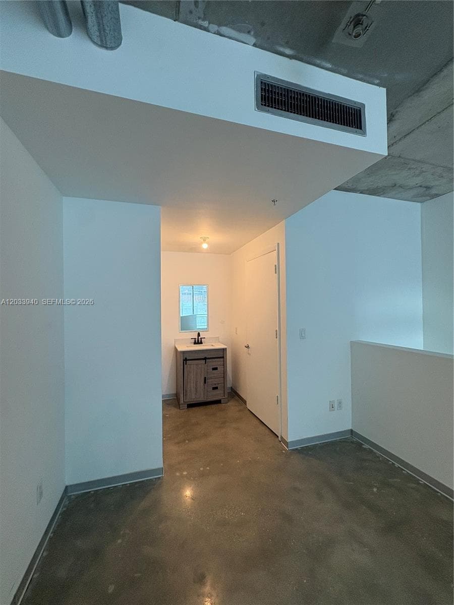 690 SW 1st Ct # 1212, Miami, FL 33130 photo 4