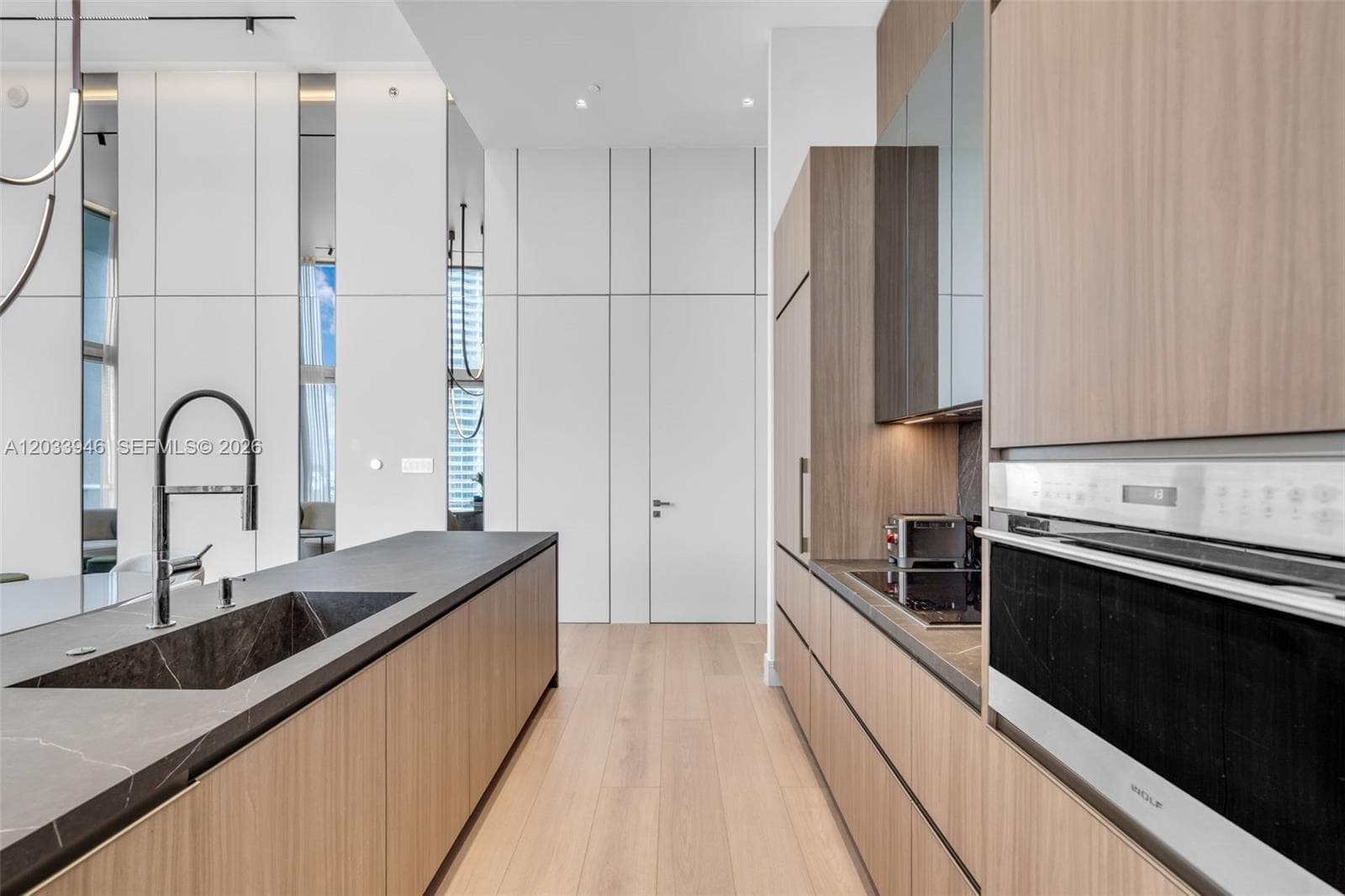 475 Brickell Ave # 2215, Miami, FL 33131 photo 5