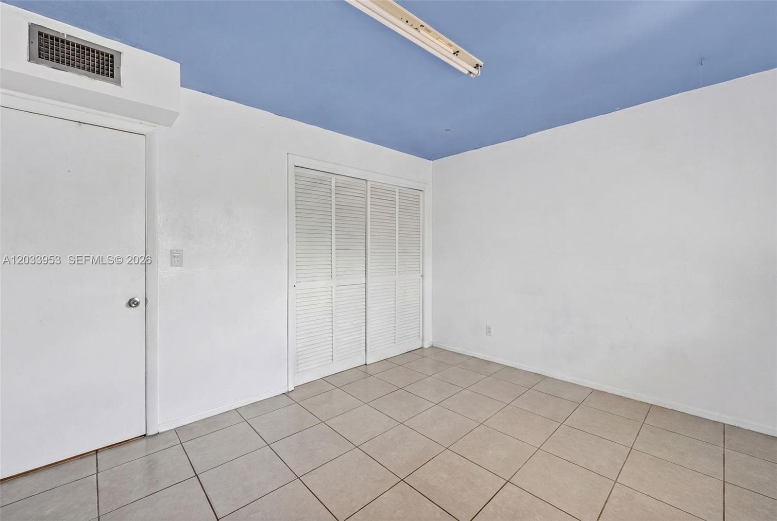 1540 NE 191st St # 145, Miami, FL 33179 photo 4