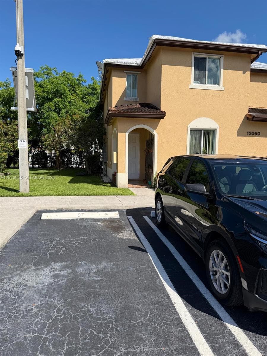 12050 SW 268th St # 7, Homestead, FL 33032 photo 4