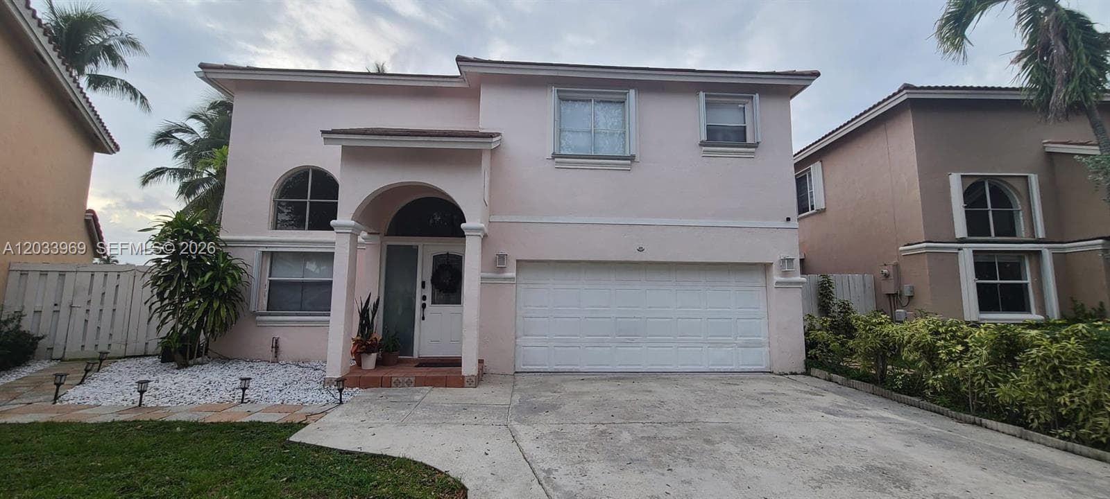 320 SW 99th Ave, Pembroke Pines, FL 33025 photo 2