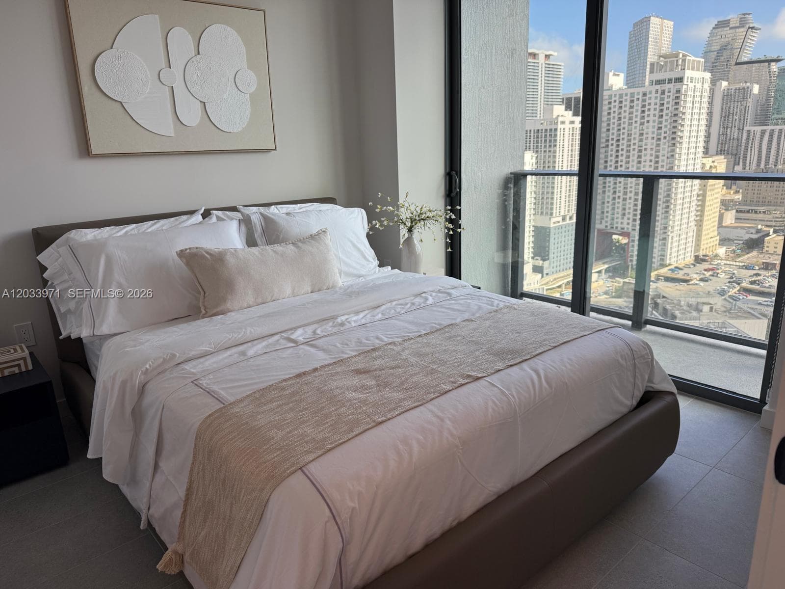 121 NE 5th St # 3002, Miami, FL 33132 photo 4