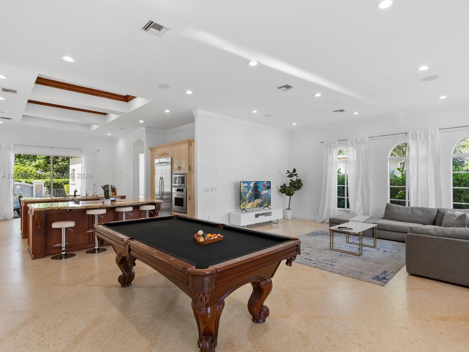 1223 Jackson St, Hollywood, FL 33019 photo 3