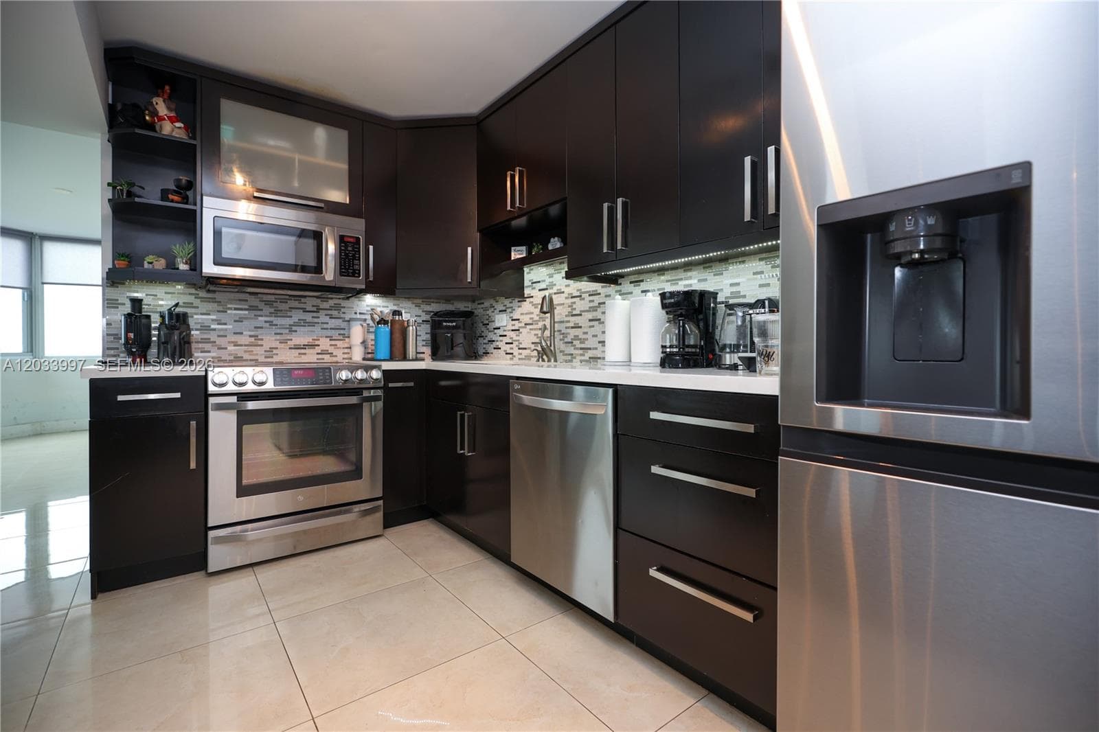 7135 Collins Ave # 735, Miami Beach, FL 33141 photo 3