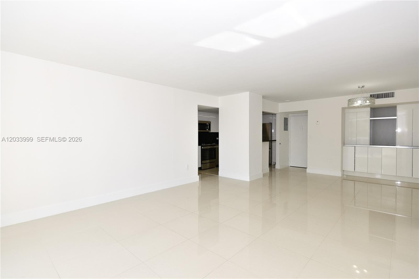 20505 E Country Club Dr # 237, Aventura, FL 33180 photo 5