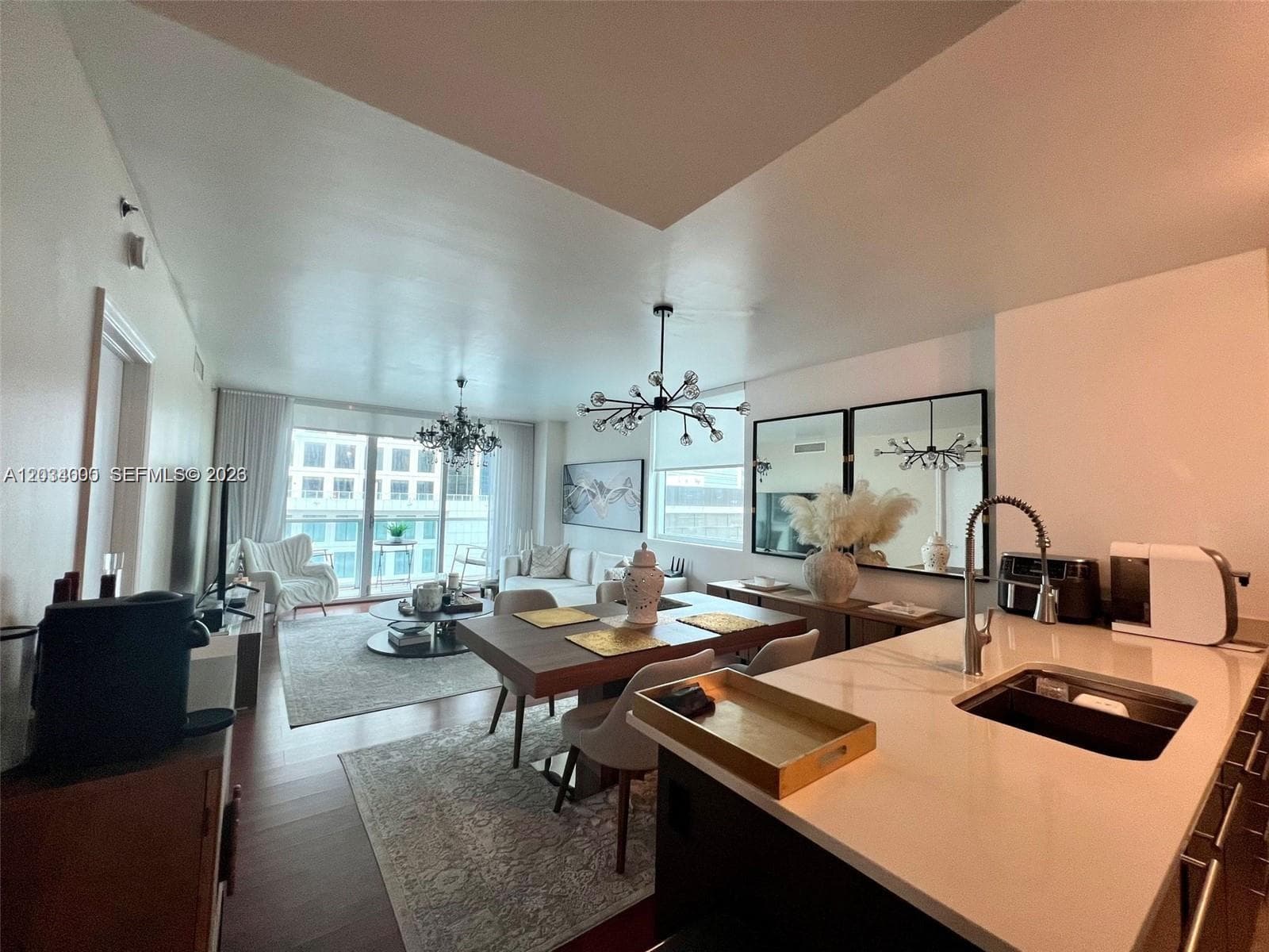 500 Brickell Ave # 1410, Miami, FL 33131 photo 3