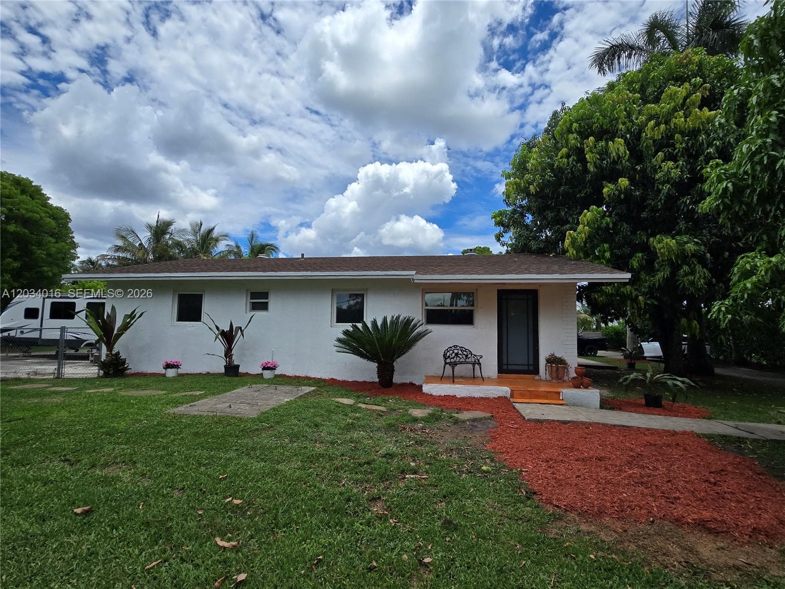 20595 SW 190th St, Miami, FL 33187 photo 2