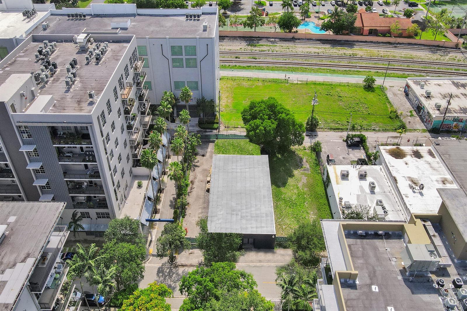 429 NW 1st Avenue, Fort Lauderdale, FL 33301 photo 2