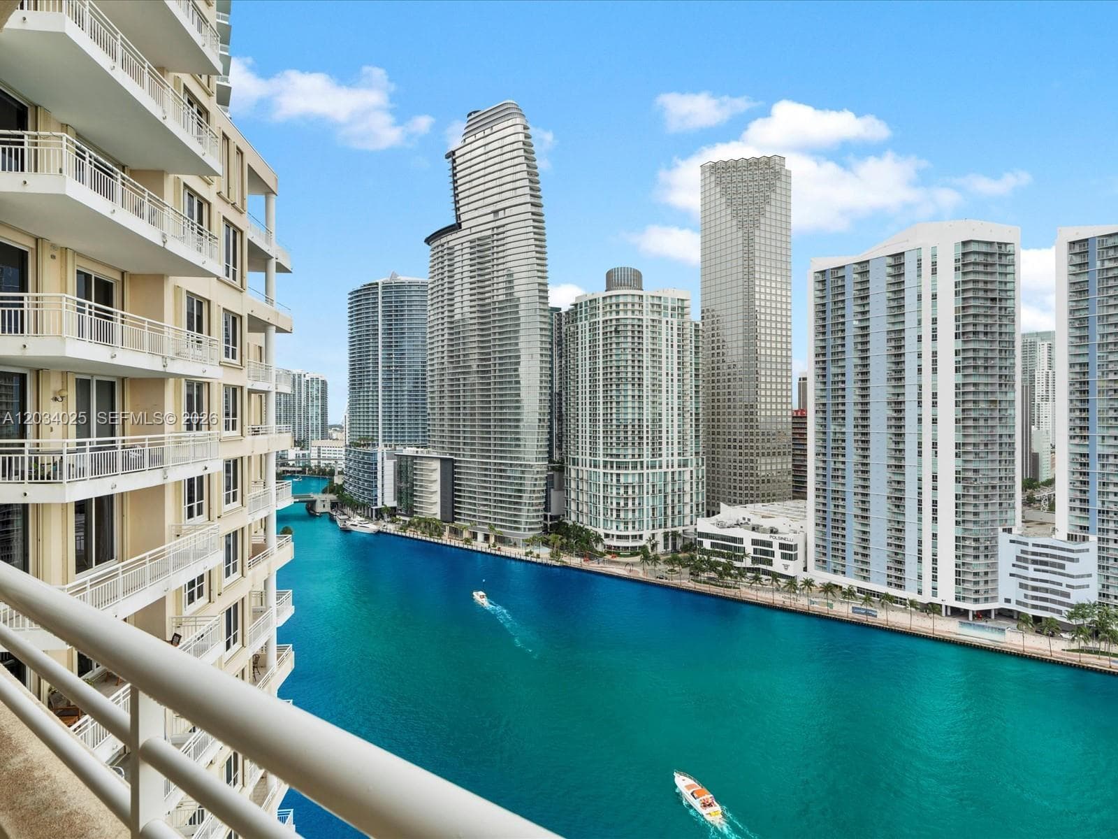 888 Brickell Key Dr # 2510, Miami, FL 33131 photo 2