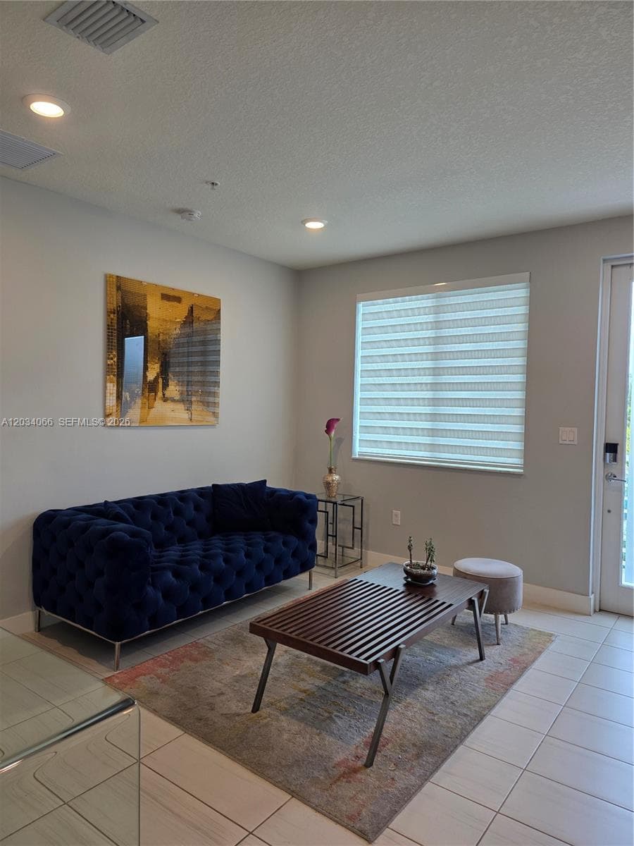 10222 NW 64th Way # 302, Doral, FL 33178