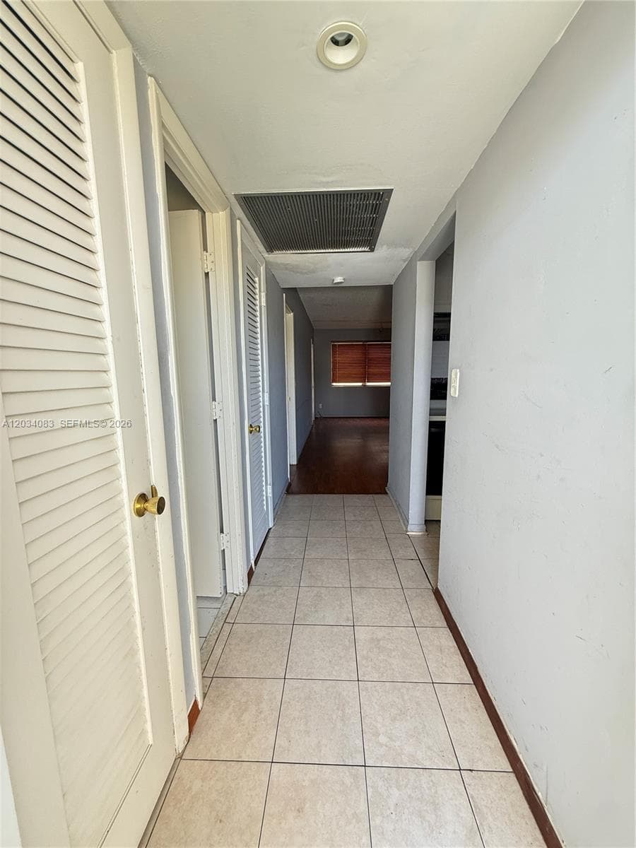 2200 Park Ln # 105, Hollywood, FL 33021 photo 2