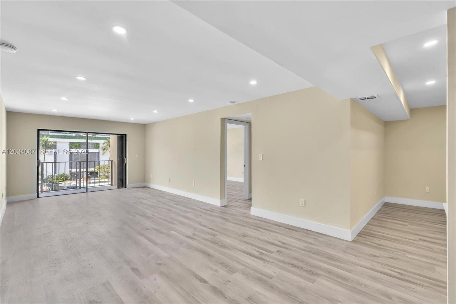 9124 Collins Ave # 304, Surfside, FL 33154 photo 2