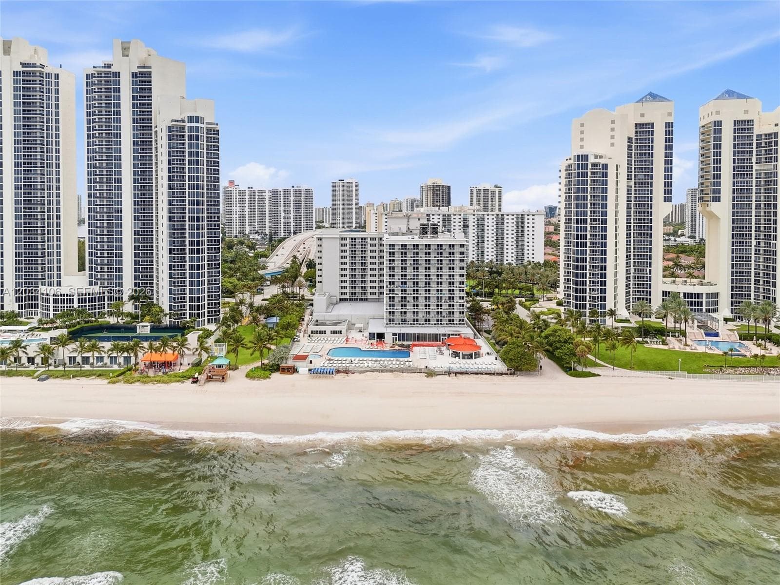 19201 Collins Ave # 341, Sunny Isles Beach, FL 33160 photo 3