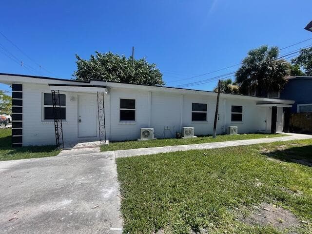 304 N Tamarind Avenue, West Palm Beach, FL 33401 photo 2