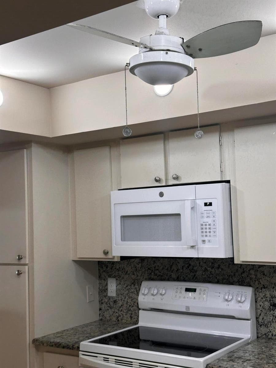3212 Strawflower Way # 204, Lake Worth, FL 33467 photo 4